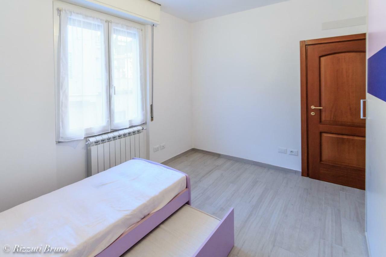 Appartamento Ristrutturato A Nuovo !!! Varazze Bagian luar foto