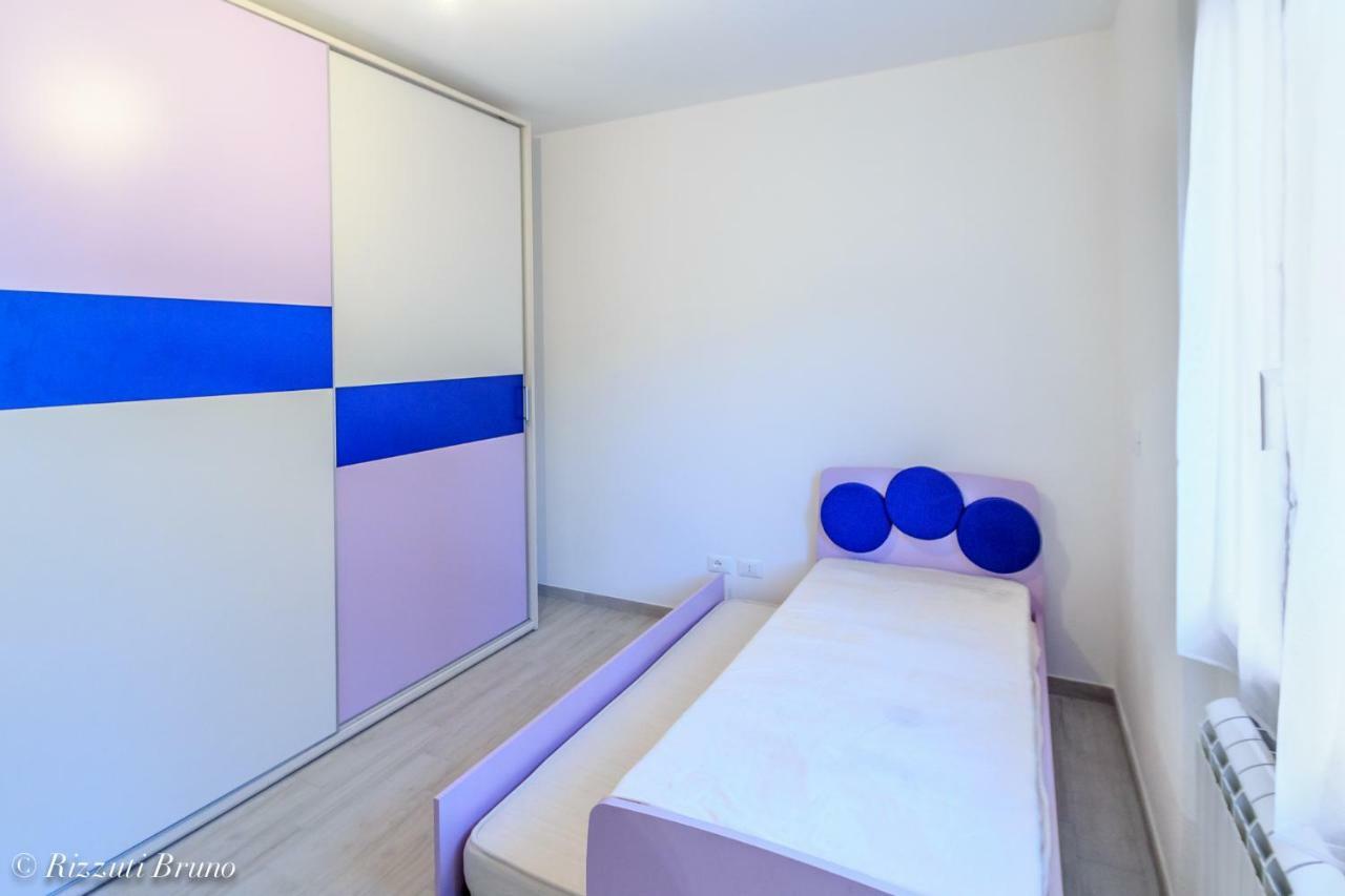 Appartamento Ristrutturato A Nuovo !!! Varazze Bagian luar foto