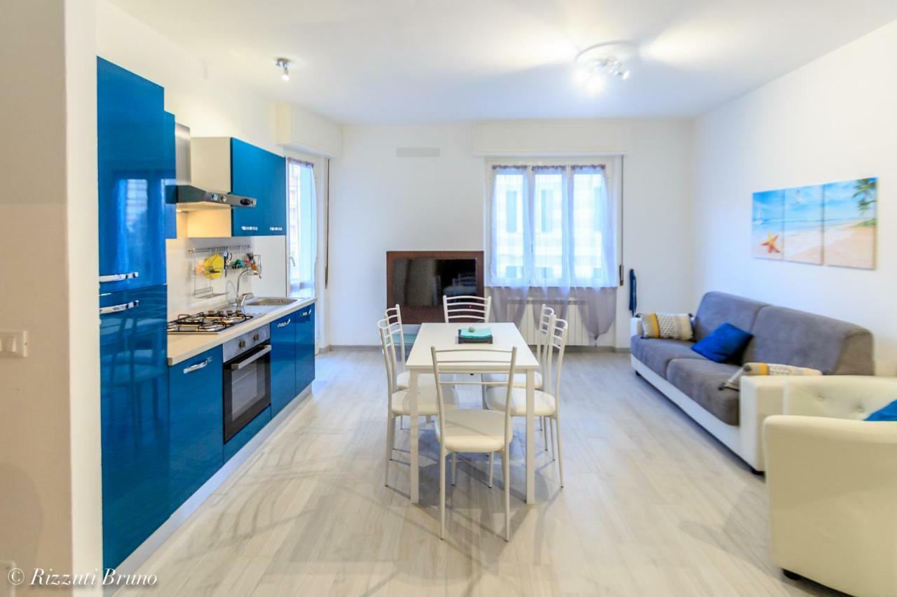 Appartamento Ristrutturato A Nuovo !!! Varazze Bagian luar foto
