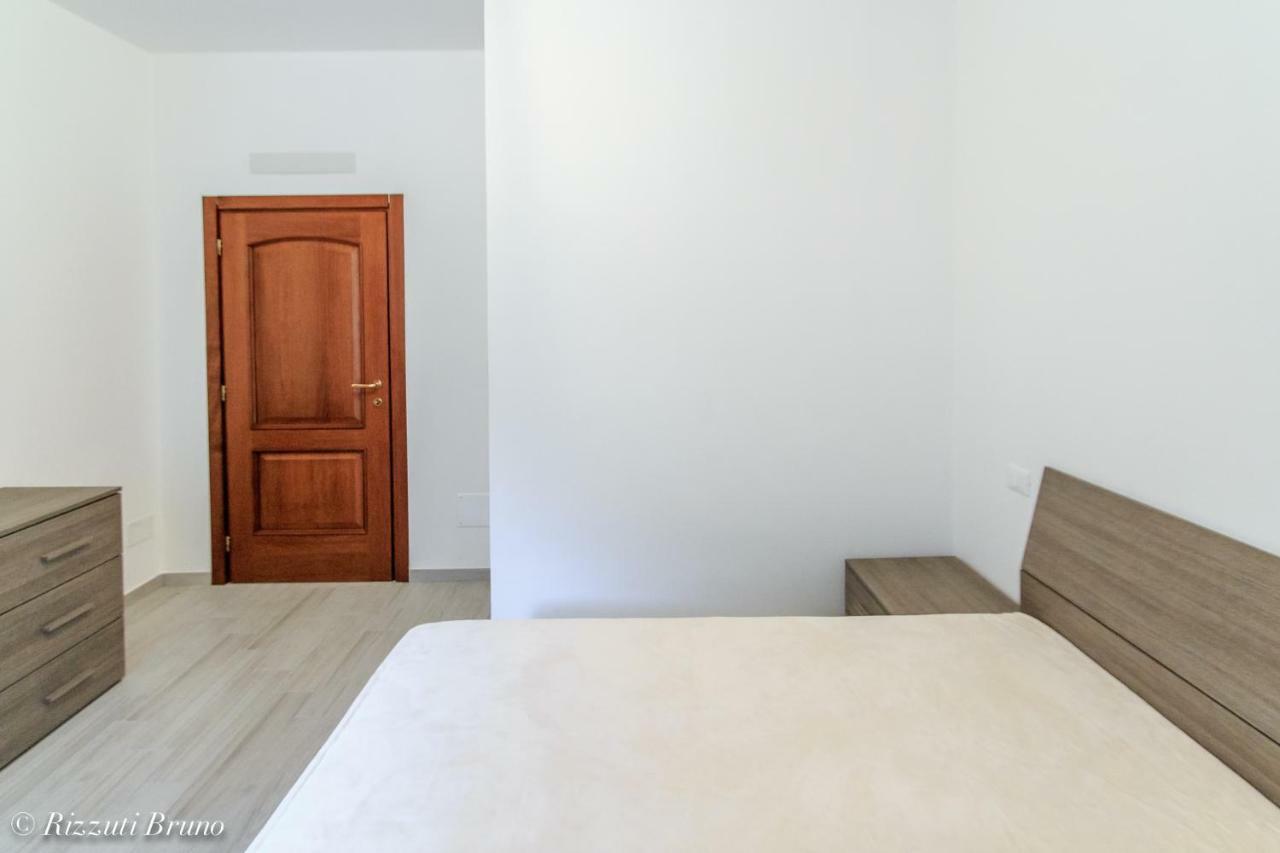 Appartamento Ristrutturato A Nuovo !!! Varazze Bagian luar foto